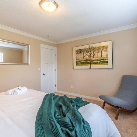 Modern Home, Four Bedrooms, King Beds Tigard Kültér fotó