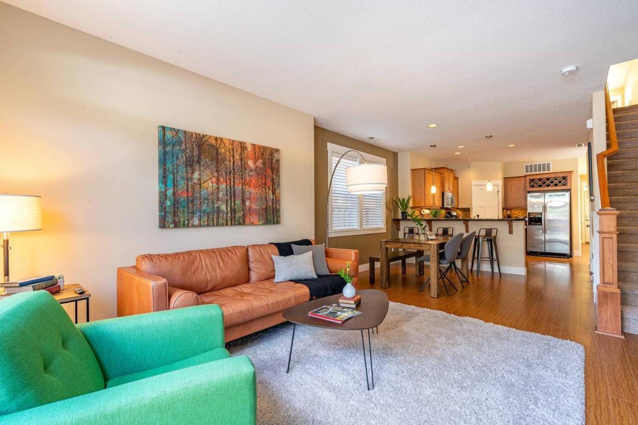 Modern Home, Four Bedrooms, King Beds Tigard Kültér fotó