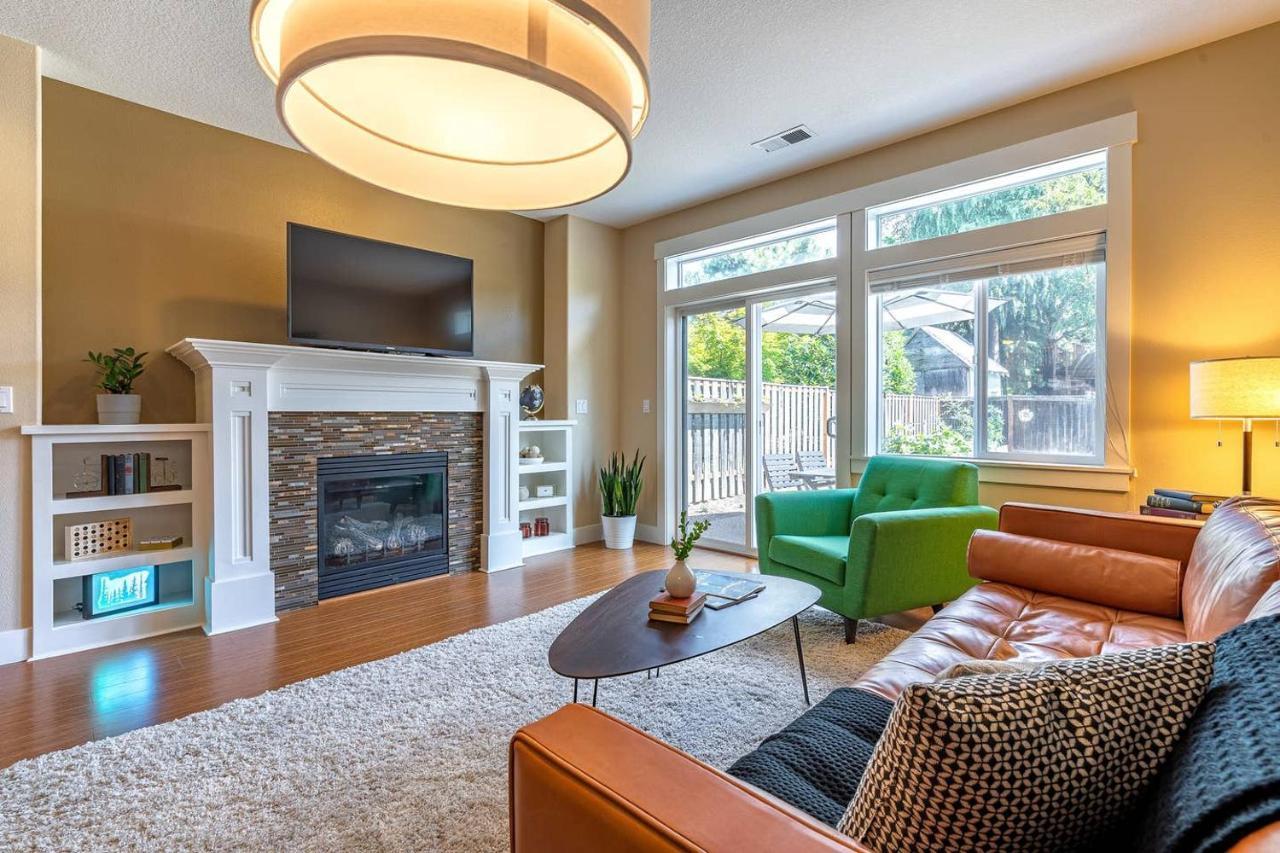 Modern Home, Four Bedrooms, King Beds Tigard Kültér fotó