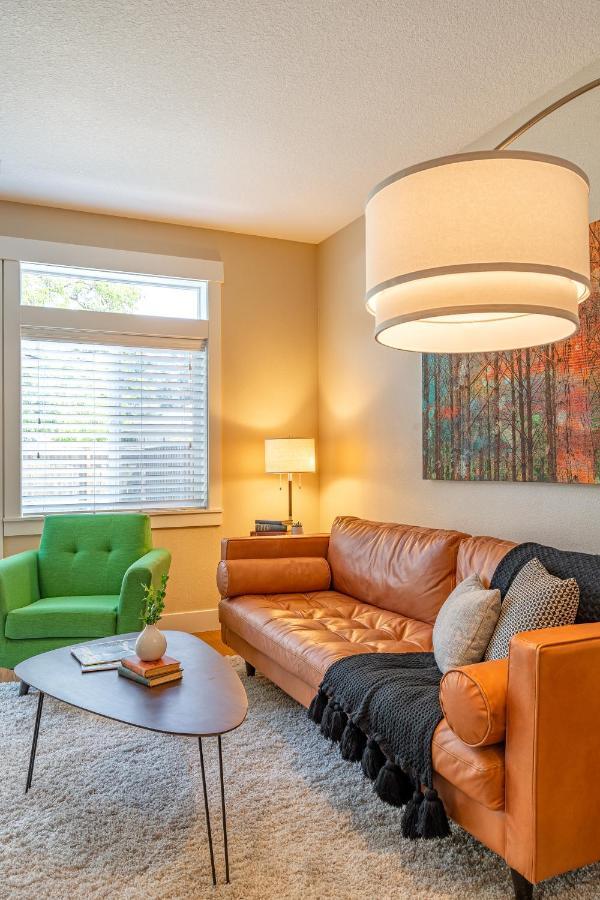 Modern Home, Four Bedrooms, King Beds Tigard Kültér fotó